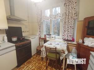 2-к квартира, вторичка, 54м2, 3/5 этаж