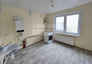 2-к квартира, вторичка, 58м2, 1/10 этаж