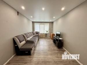 2-к квартира, вторичка, 36м2, 1/9 этаж
