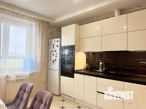 2-к квартира, вторичка, 64м2, 10/16 этаж