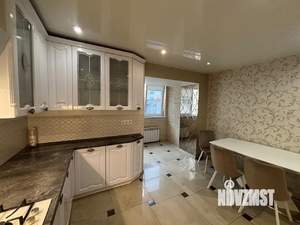 2-к квартира, вторичка, 72м2, 1/10 этаж