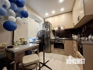 2-к квартира, вторичка, 44м2, 1/4 этаж