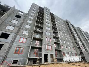 2-к квартира, вторичка, 62м2, 1/10 этаж