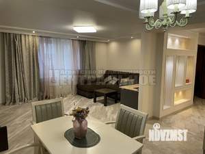 2-к квартира, вторичка, 62м2, 1/10 этаж