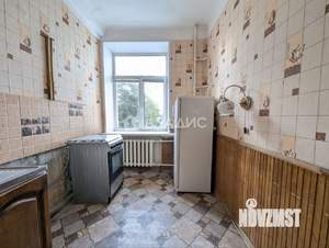 3-к квартира, вторичка, 74м2, 3/5 этаж