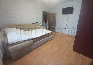 2-к квартира, вторичка, 43м2, 1/1 этаж