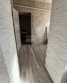 3-к квартира, вторичка, 52м2, 1/1 этаж