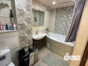 2-к квартира, вторичка, 62м2, 1/10 этаж