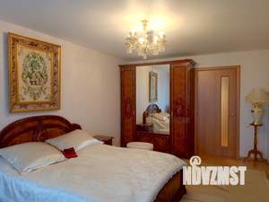 2-к квартира, вторичка, 80м2, 4/10 этаж