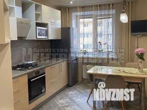 2-к квартира, вторичка, 70м2, 4/10 этаж