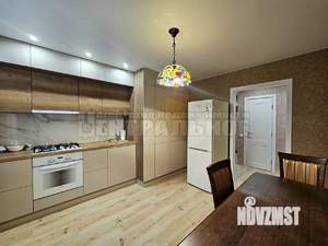 2-к квартира, вторичка, 70м2, 4/10 этаж