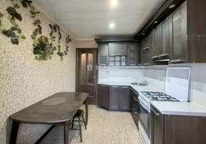 4-к квартира, вторичка, 74м2, 8/9 этаж