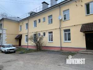 3-к квартира, вторичка, 77м2, 2/2 этаж
