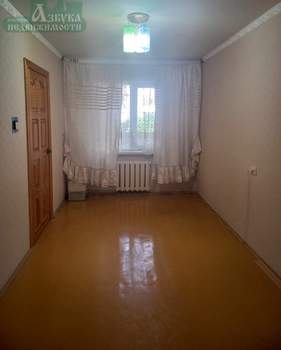 2-к квартира, вторичка, 45м2, 1/5 этаж