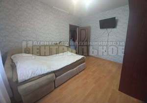 2-к квартира, вторичка, 43м2, 1/1 этаж