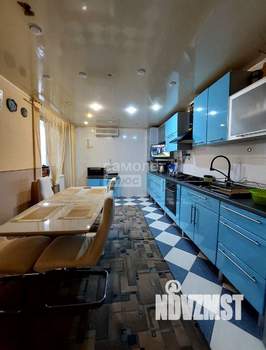 4-к квартира, вторичка, 132м2, 2/10 этаж