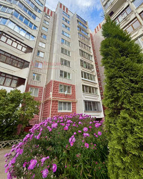 2-к квартира, вторичка, 63м2, 10/10 этаж