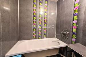 2-к квартира, вторичка, 54м2, 1/5 этаж