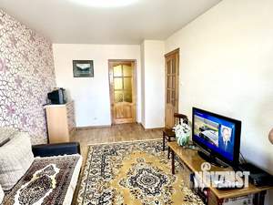 2-к квартира, вторичка, 44м2, 5/5 этаж