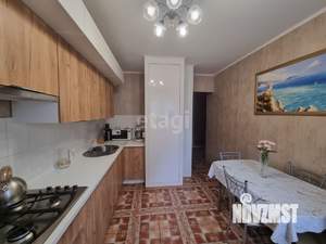 2-к квартира, вторичка, 61м2, 1/10 этаж