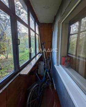 2-к квартира, вторичка, 54м2, 1/5 этаж