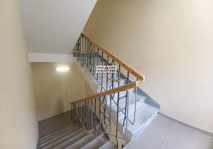 2-к квартира, вторичка, 53м2, 1/5 этаж