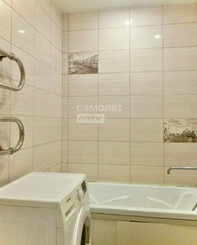 2-к квартира, вторичка, 44м2, 1/4 этаж