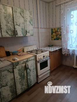 2-к квартира, вторичка, 52м2, 1/9 этаж