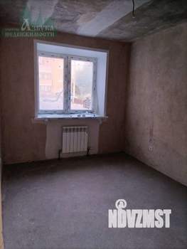 2-к квартира, вторичка, 52м2, 1/4 этаж