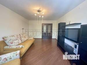 2-к квартира, вторичка, 61м2, 2/10 этаж