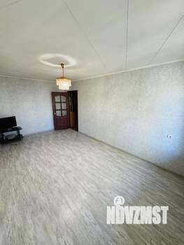 3-к квартира, вторичка, 62м2, 4/6 этаж