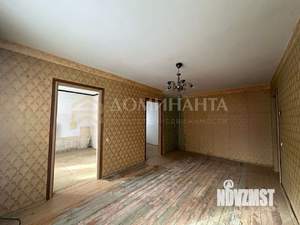 4-к квартира, вторичка, 62м2, 1/5 этаж