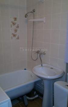 2-к квартира, вторичка, 43м2, 1/5 этаж