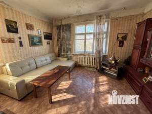 4-к квартира, вторичка, 90м2, 3/3 этаж