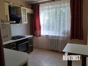 3-к квартира, вторичка, 64м2, 1/9 этаж