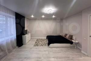 2-к квартира, вторичка, 70м2, 1/10 этаж