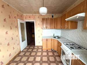 3-к квартира, вторичка, 74м2, 10/10 этаж
