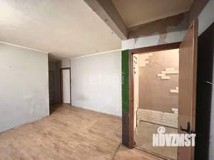 3-к квартира, вторичка, 59м2, 1/5 этаж