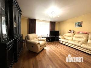 2-к квартира, вторичка, 64м2, 1/10 этаж