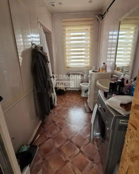 3-к квартира, вторичка, 52м2, 1/1 этаж