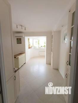 4-к квартира, вторичка, 117м2, 10/10 этаж