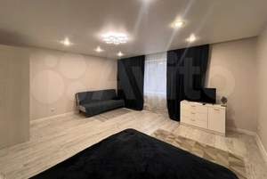 2-к квартира, вторичка, 70м2, 1/10 этаж