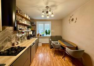 2-к квартира, вторичка, 65м2, 8/10 этаж