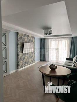 1-к квартира, вторичка, 60м2, 1/10 этаж