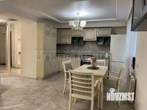 2-к квартира, вторичка, 62м2, 1/10 этаж