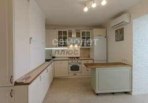 4-к квартира, вторичка, 117м2, 10/10 этаж