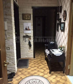 3-к квартира, вторичка, 68м2, 1/9 этаж