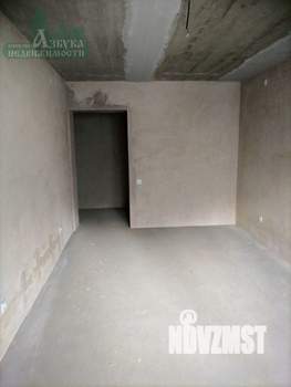 2-к квартира, вторичка, 52м2, 1/4 этаж