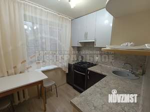 2-к квартира, вторичка, 48м2, 3/5 этаж