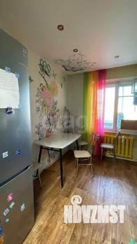 3-к квартира, вторичка, 72м2, 9/9 этаж